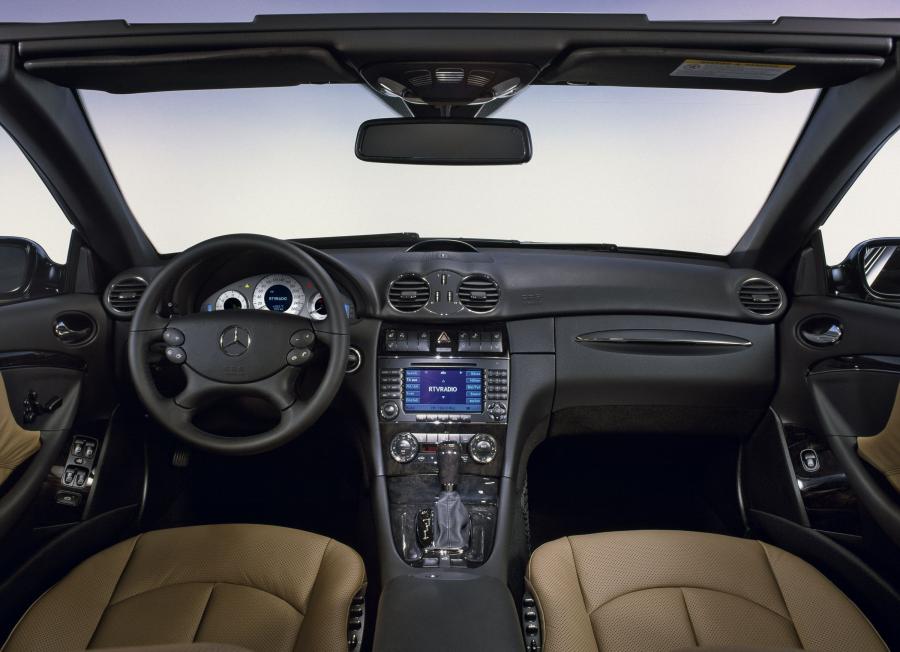  Mercedes-Benz CLK320 CDi Cabriolet 2007 года  (фото 16 из 35)